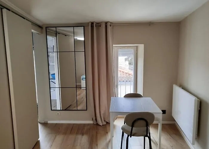 Nid Des Halles, Wi-fi, Centre-ville Luçon